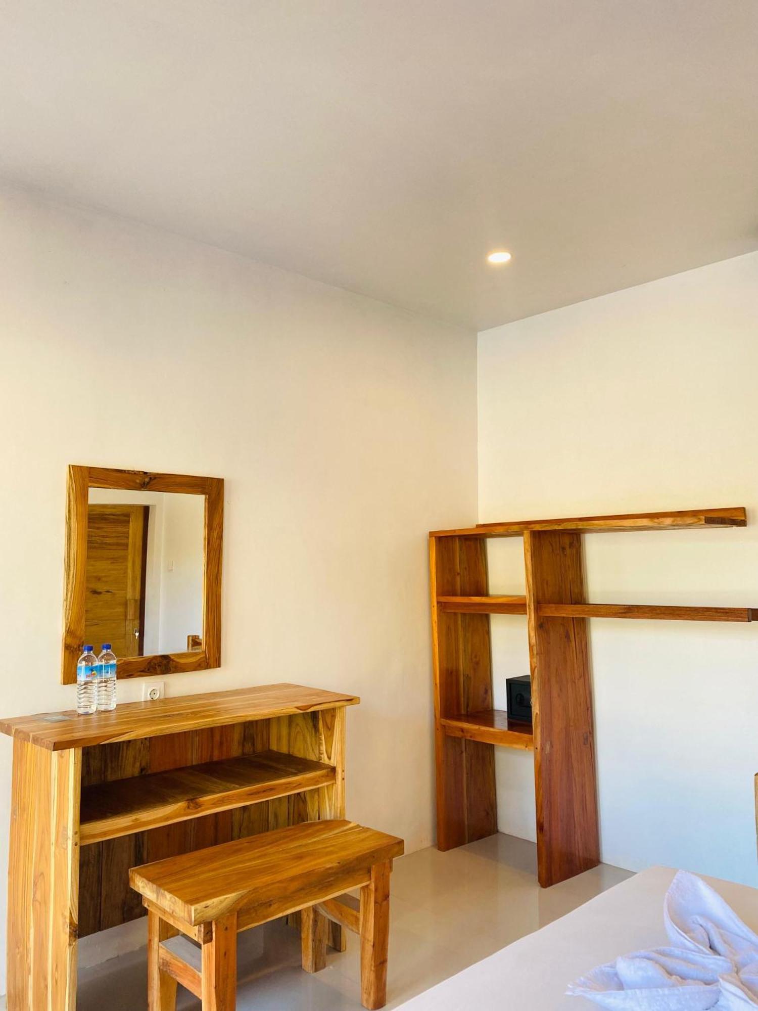 Sky Mountain Views Hotel Kuta  Екстериор снимка