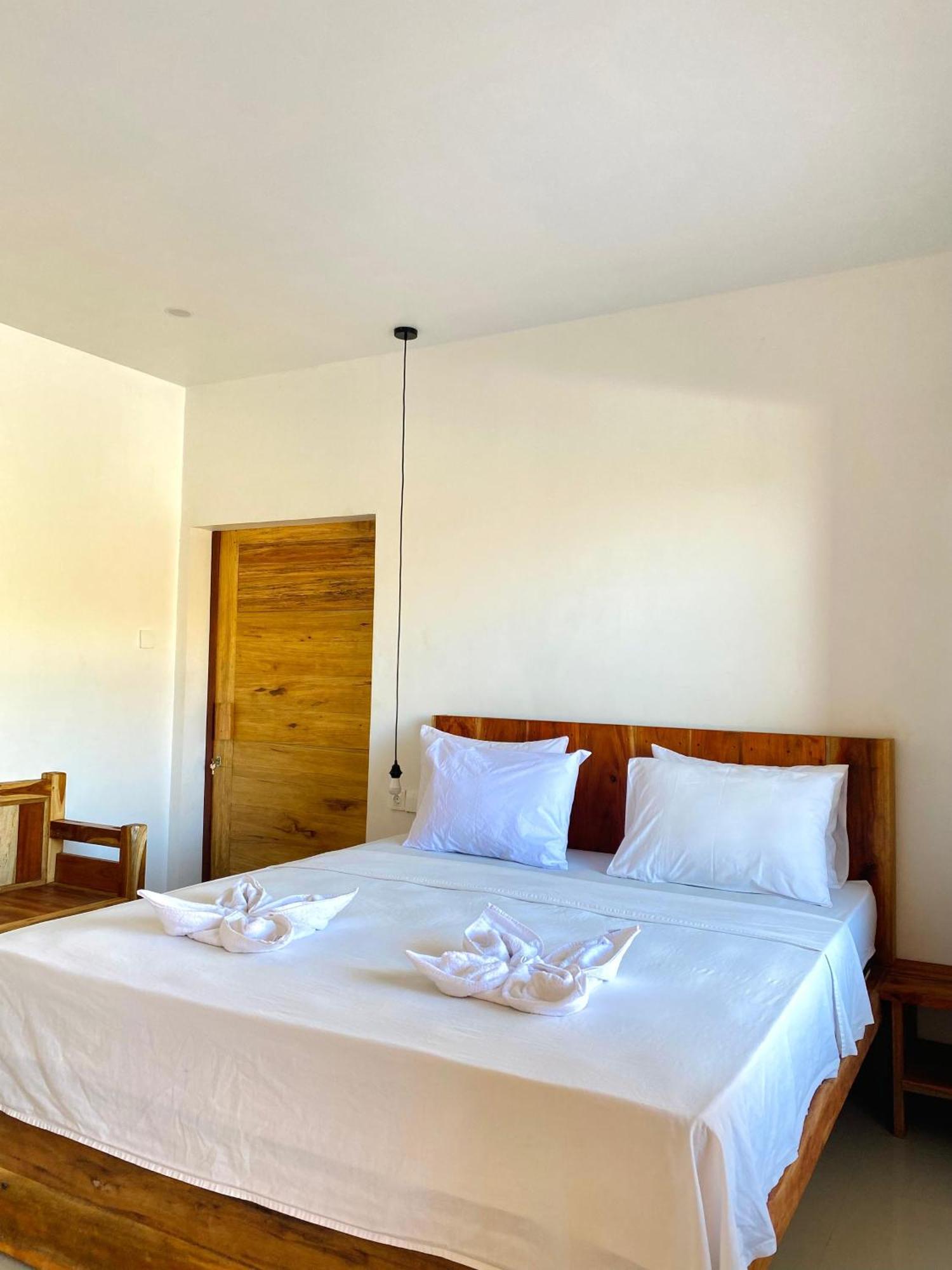 Sky Mountain Views Hotel Kuta  Екстериор снимка