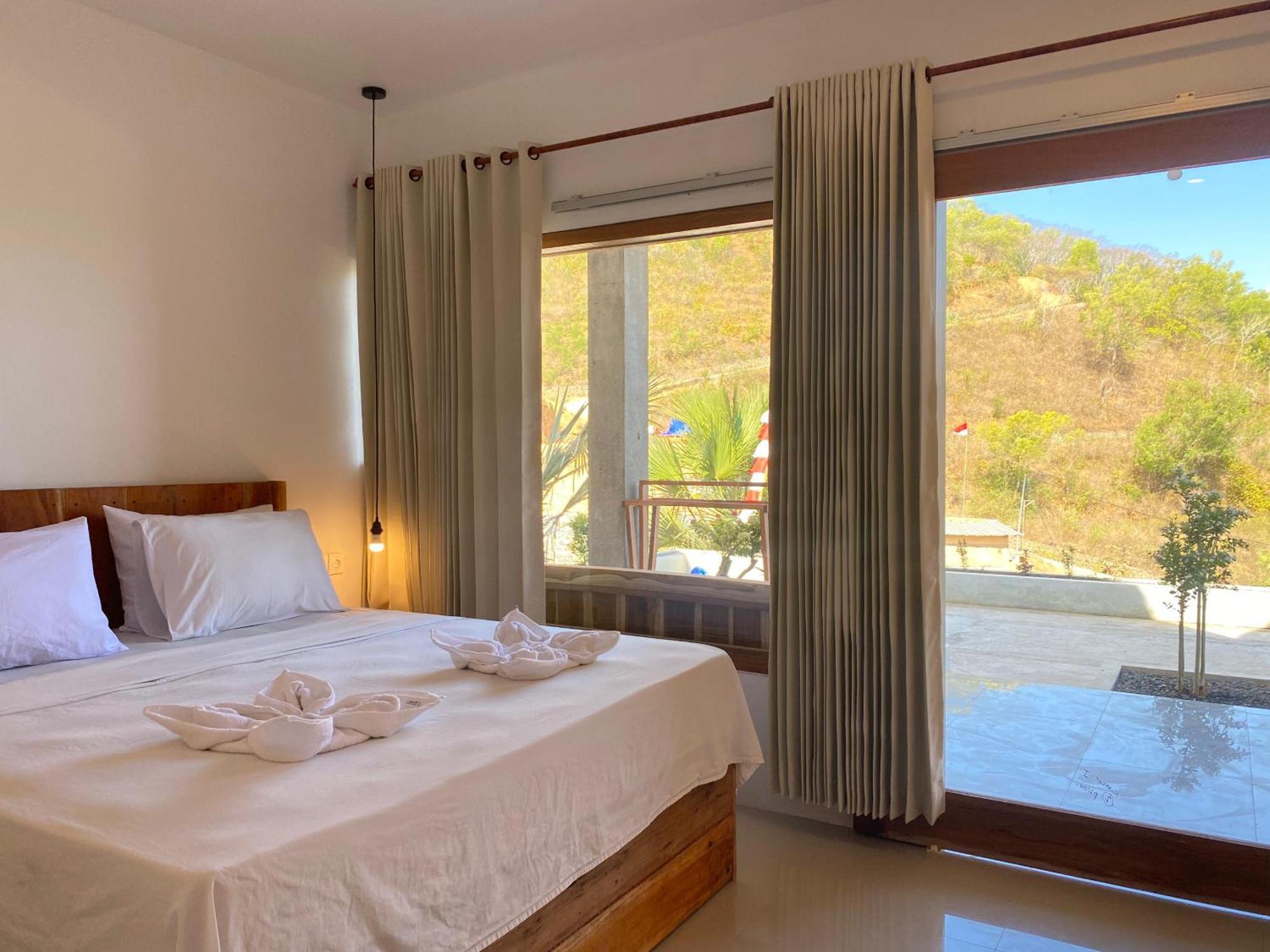Sky Mountain Views Hotel Kuta  Екстериор снимка
