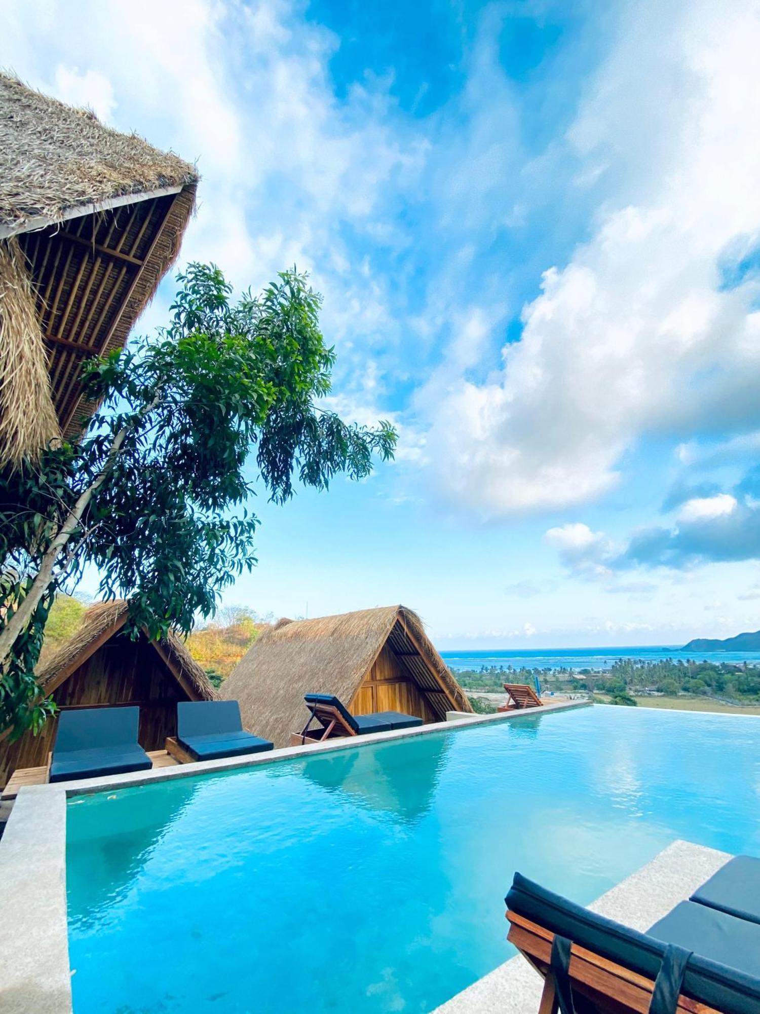 Sky Mountain Views Hotel Kuta  Екстериор снимка