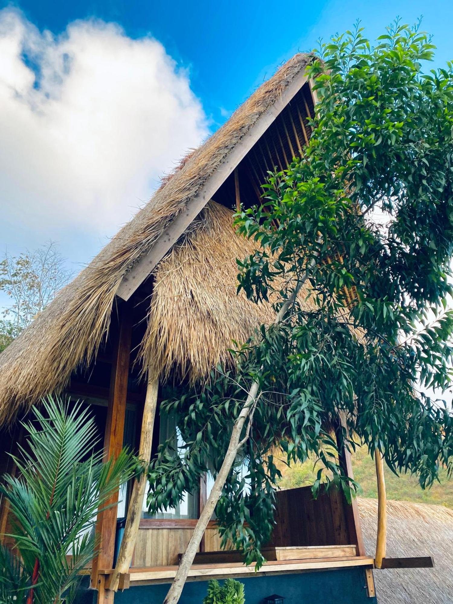 Sky Mountain Views Hotel Kuta  Екстериор снимка